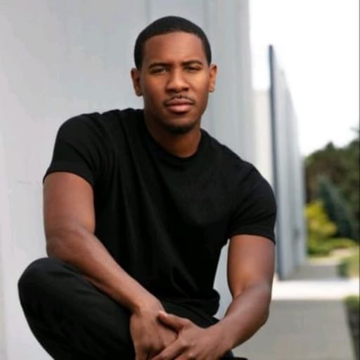 Darius Bennett Tickets