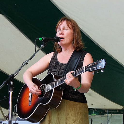 iris dement tour glasgow